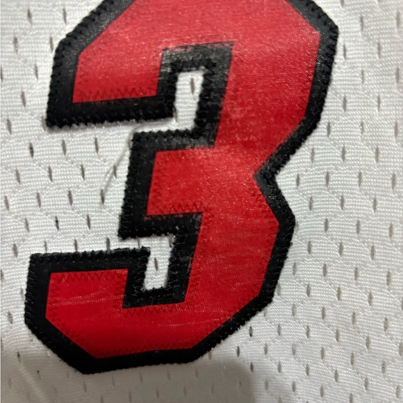 Dwayne Wade Heat NBA Adidas white basketball Jersey, men’s large - Picture 7 of 10